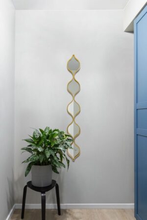 Five-Tiered Gold Teardrop Cascade Wall Mirror - 124x15cm - Stringston View2